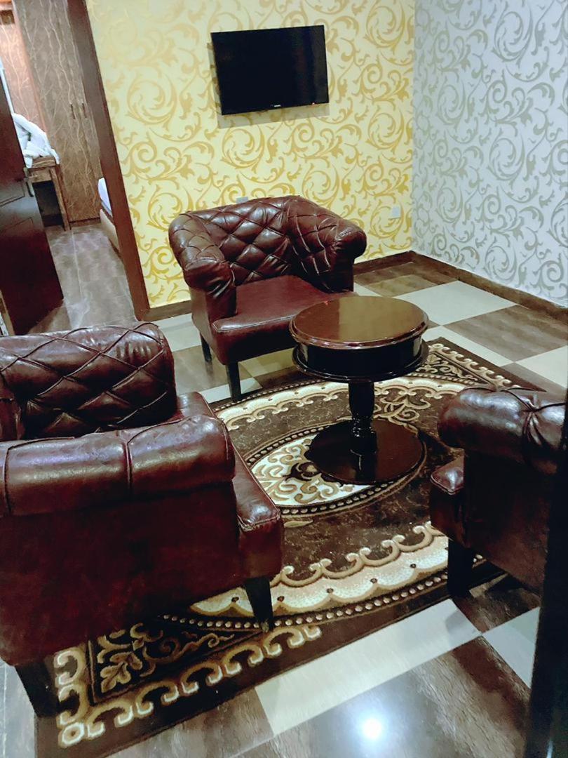 E-Suites Hotel, Абуджа Екстериор снимка
