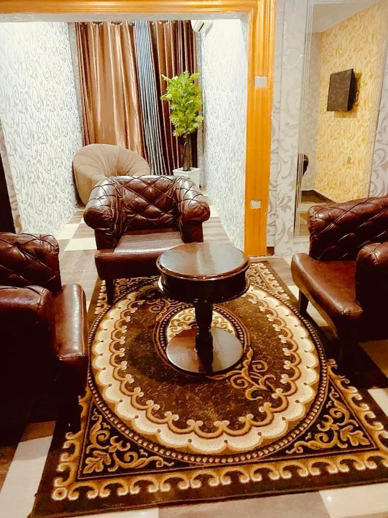 E-Suites Hotel, Абуджа Екстериор снимка